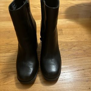 Steve Madden Elie Block Heel Bootie